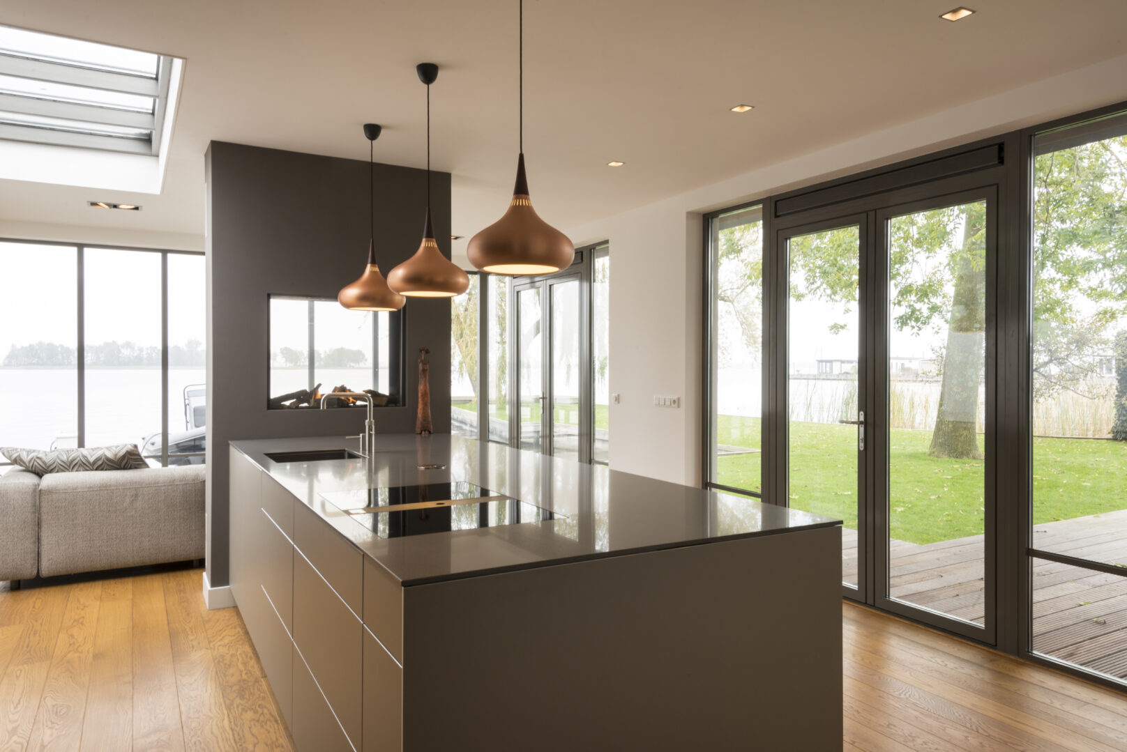luxe Bulthaup b3 eiland met zitbar, Bora en wijnkast, foto 4