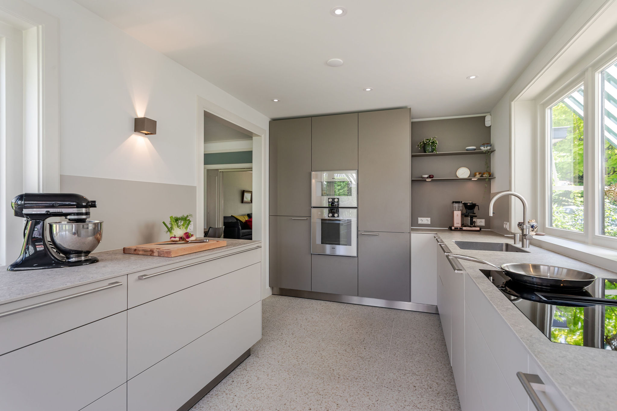 exclusieve keuken kiezel en flint met Dekton Pietra blad, foto 6