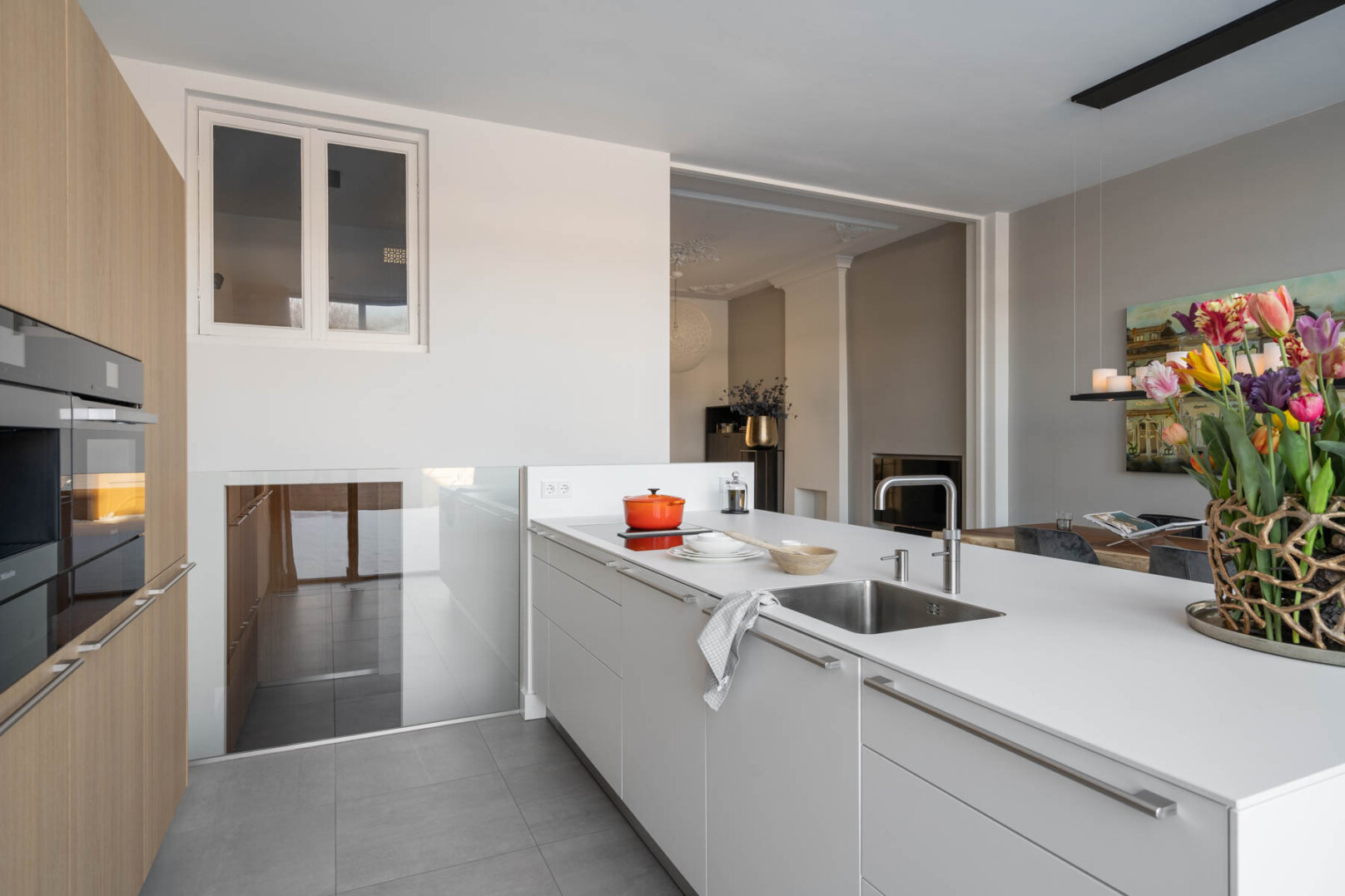 premium bulthaup keuken met wit kookeiland en eiken naturel, foto 4