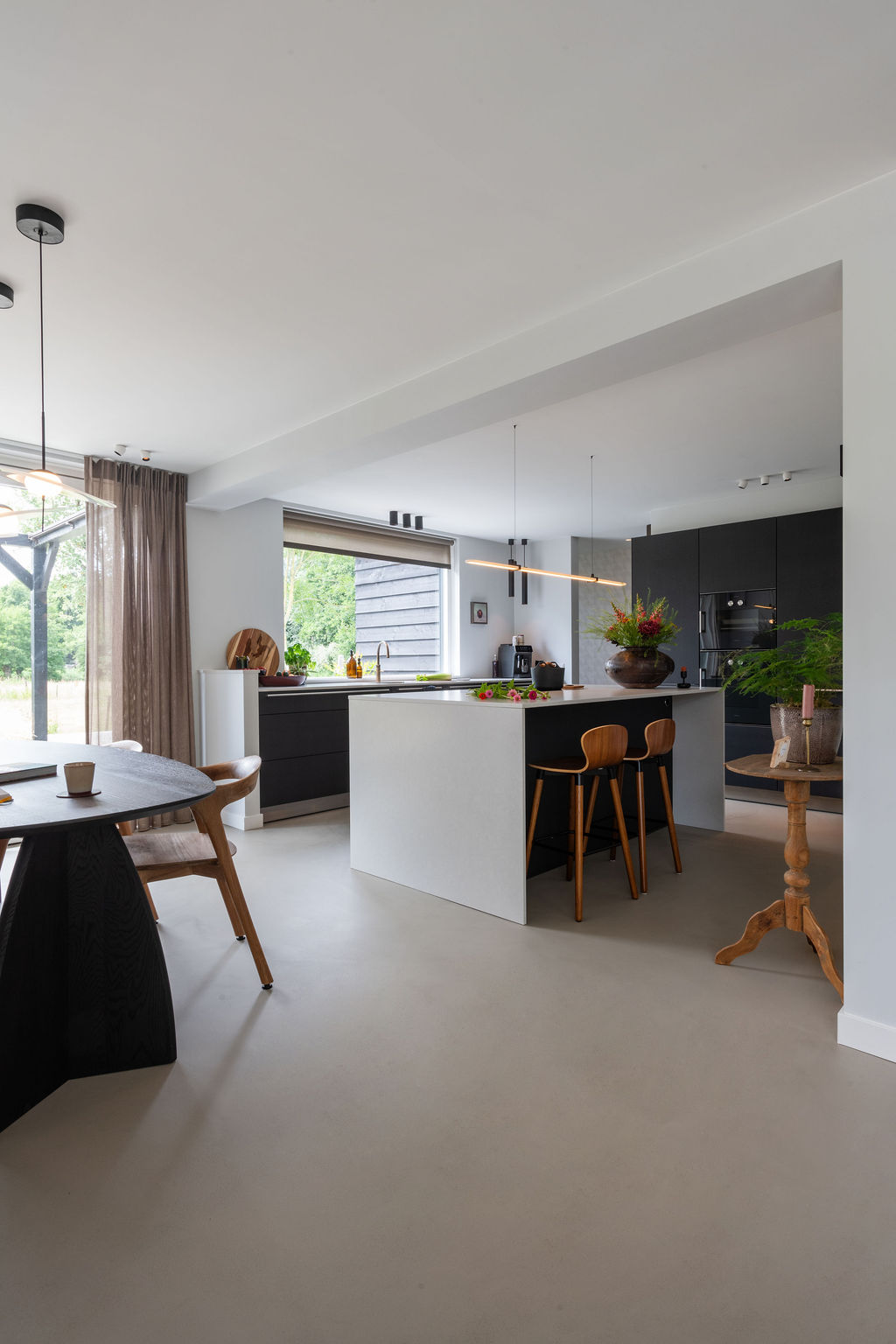 exclusieve design keuken in zwart eiken met marmer blad, foto 4