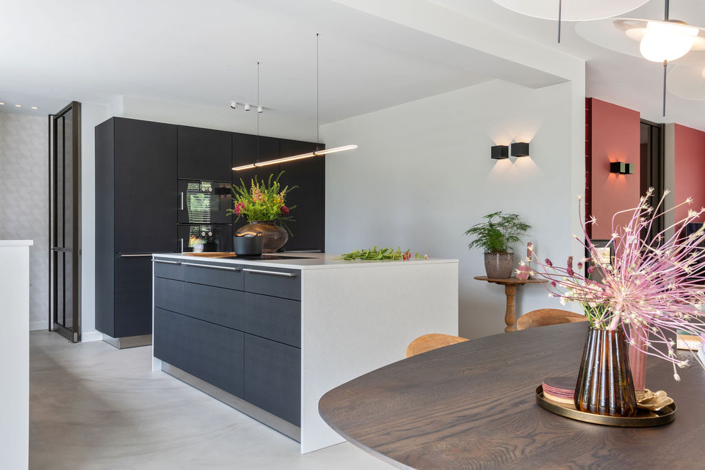 exclusieve design keuken in zwart eiken met marmer blad, foto 5